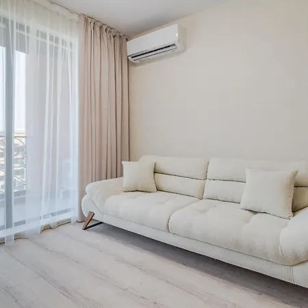 Apartment Luxury Oasis Near The Sea Varna