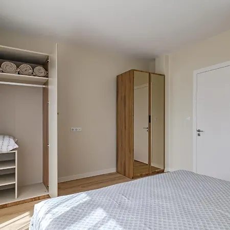 Luxury Oasis Near The Sea Lägenhet Varna